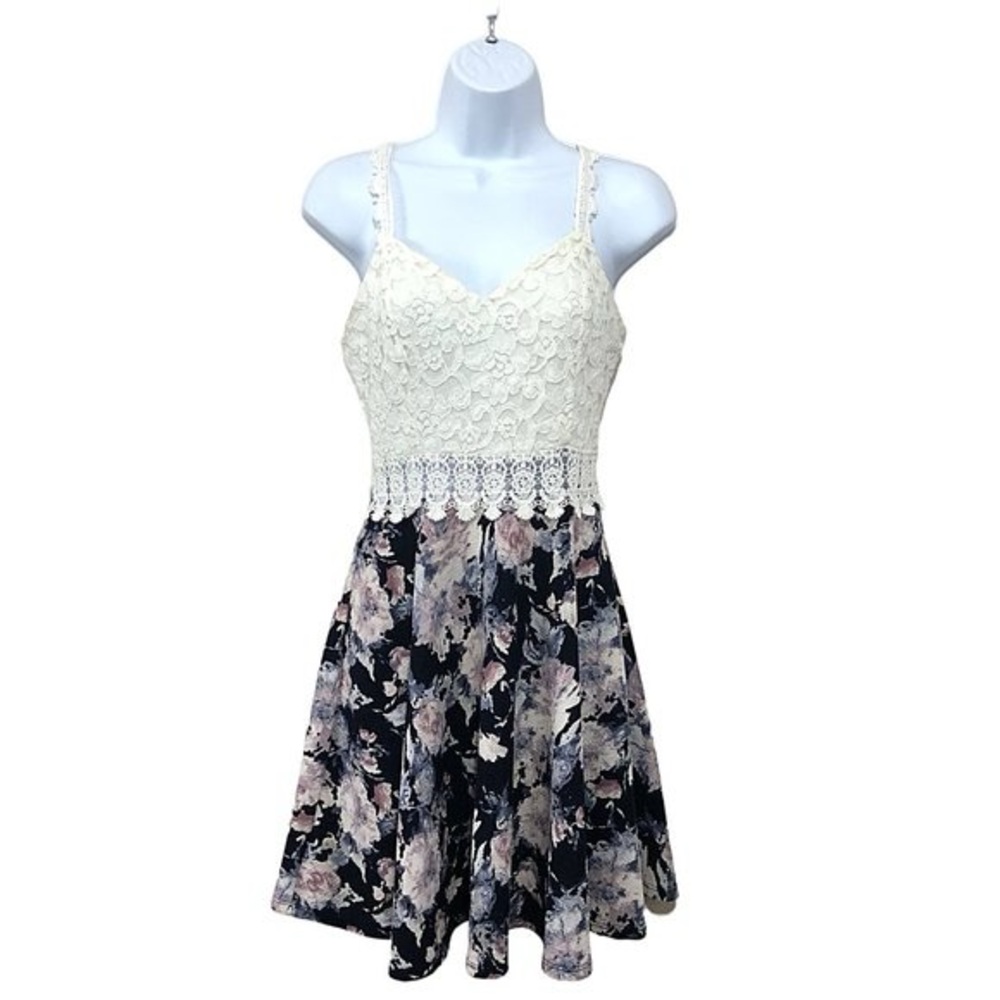 Eclipse / US M / A-line floral mini dress